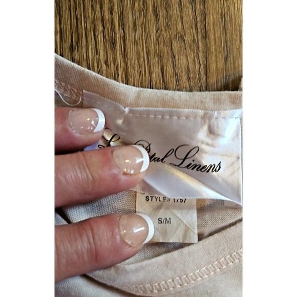 Last Petal Linens Cross Ruffled Top Women's Size Medium - Picture 4 of 5